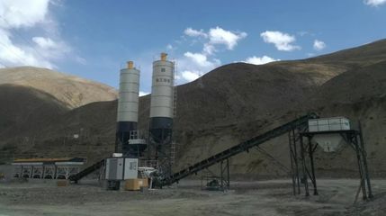 深度剖析一 在青藏高原7天坐地而起的“高楼”——徐工厂拌站XC800S